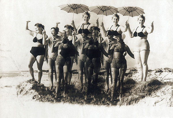 Снимок 2 из выставки «Воспоминания детства»