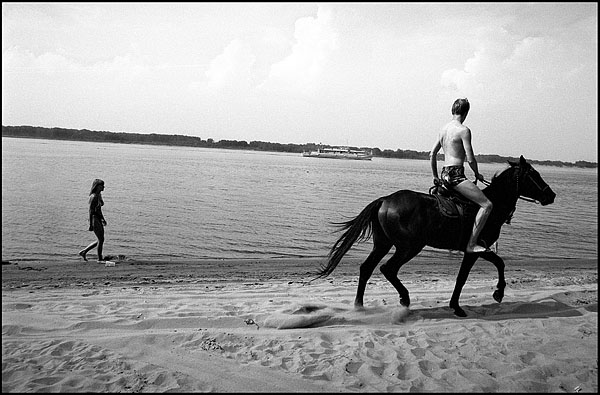 Саратов. 2000