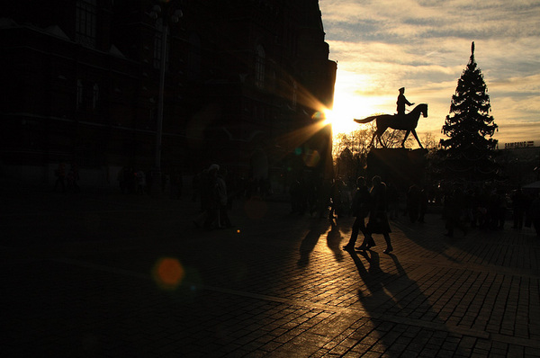 Памятник маршалу Жукову. Москва, 2007