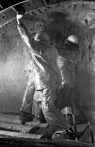 Снимок 36 из выставки «Производство. 1988–1989»