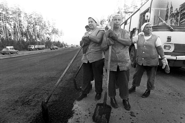 Снимок 38 из выставки «Производство. 1988–1989»