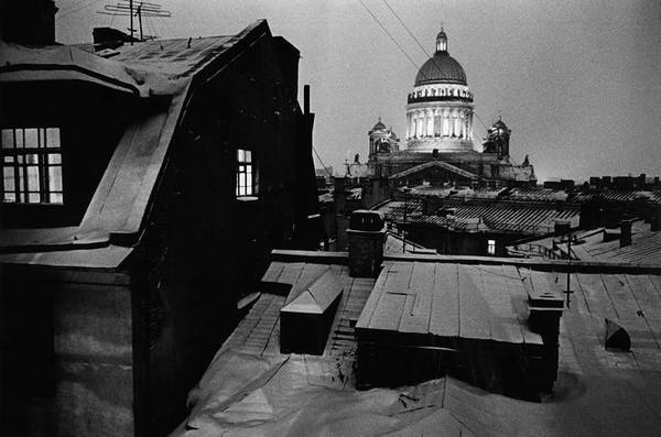 Исаакий ночью. 1992