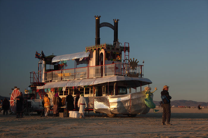 Снимок 37 из выставки «Burning Man»
