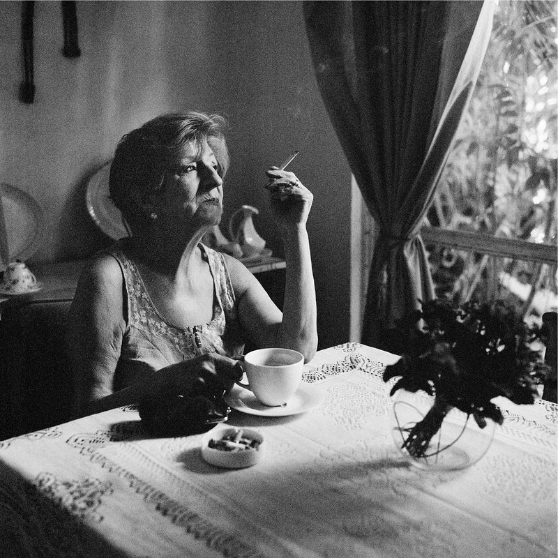 Утро. Марсия. Сантьяго де Чили. 2012. 35 х 35 см. Негатив. Inkjet